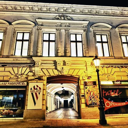 Hotel Lion Premium Boedapest